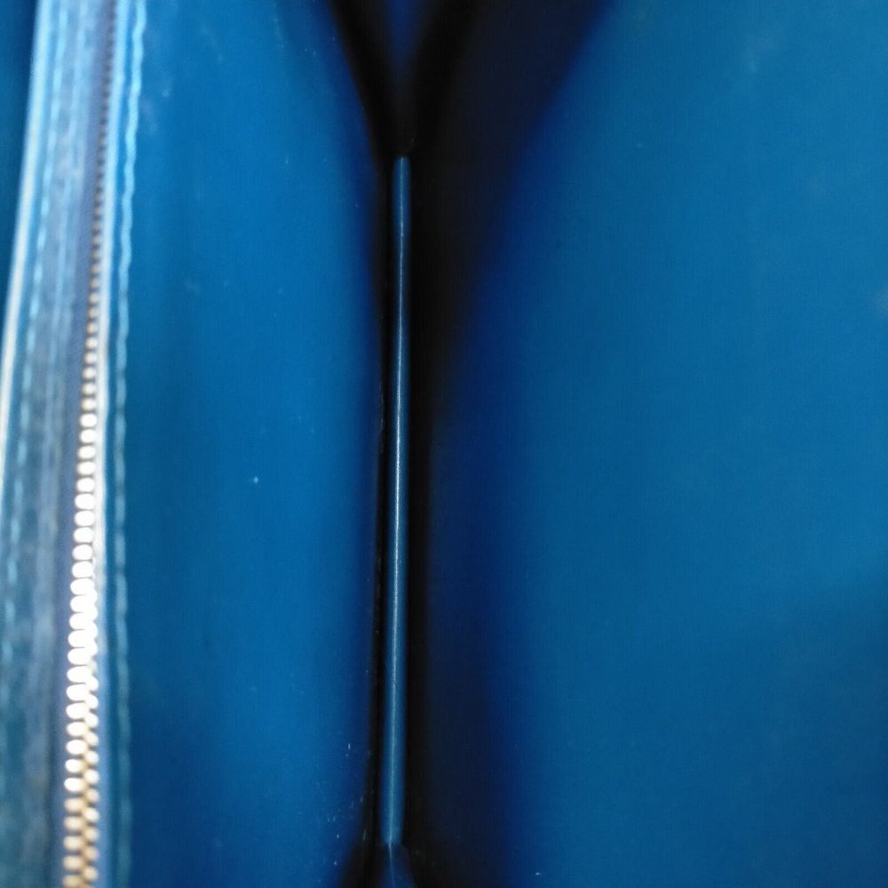 Louis Vuitton Captin Shoulder bag in Blue Epi Leather - Picture 8 of 9
